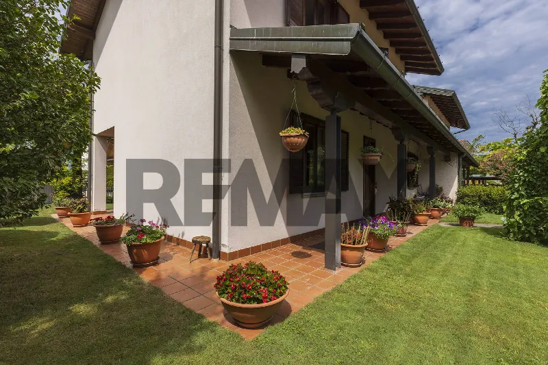 Casa Indipendente in vendita a Buguggiate - foto 4