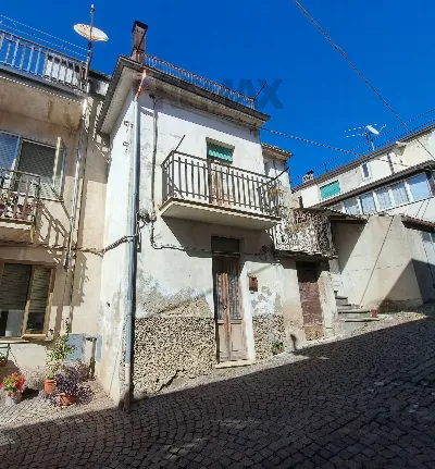 Casa Indipendente in vendita a Roccascaleg... - foto 1