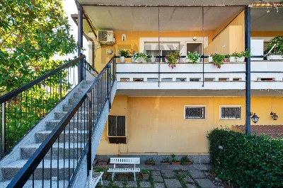 Appartamento in vendita a Roma, Axa, casal... - foto 1