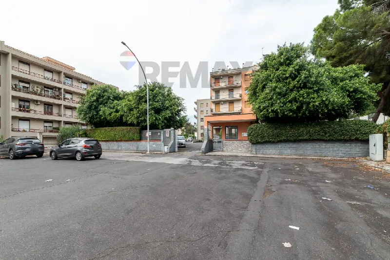 Appartamento in vendita a Catania, Barriera, Nuovalucello, Gioeni - foto 1