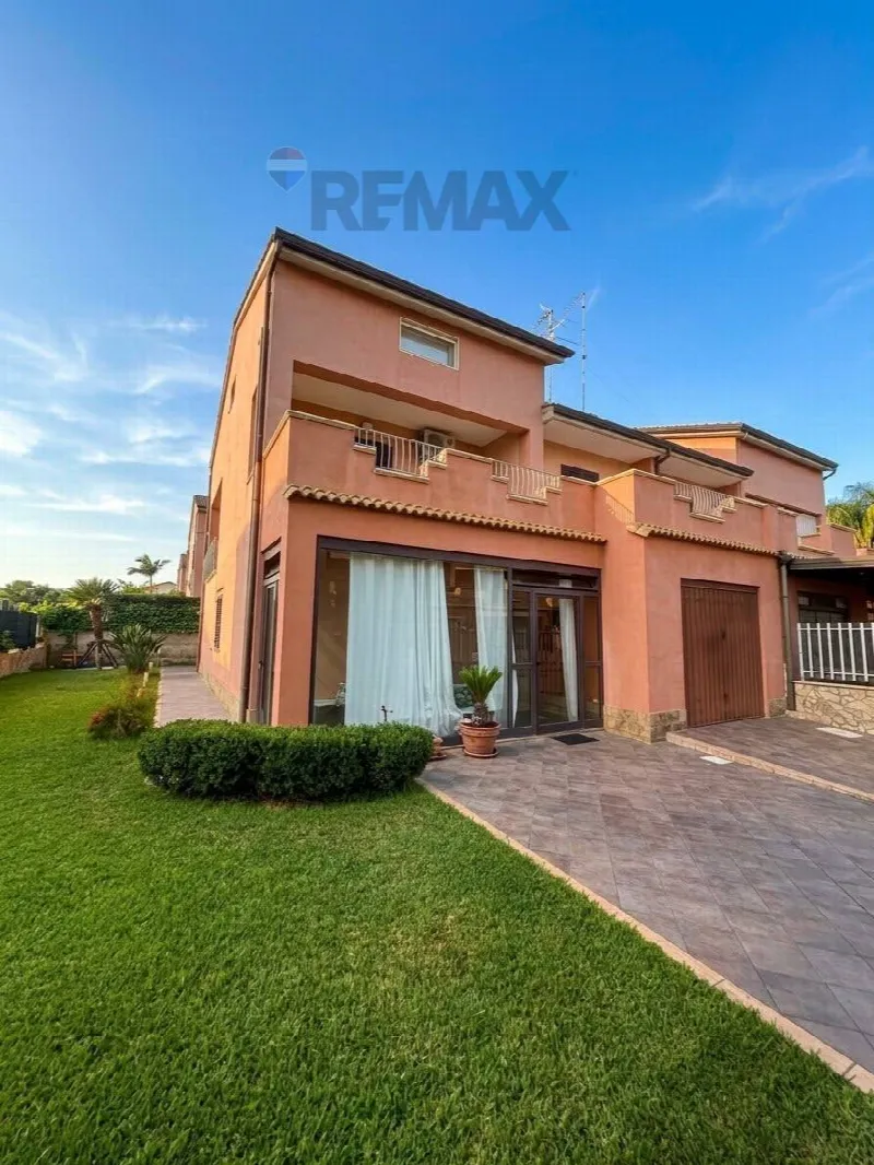 Casa Indipendente in vendita ad Augusta - foto 1