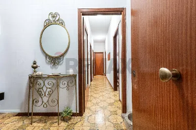 Appartamento in vendita a San Pietro Clare... - foto 3
