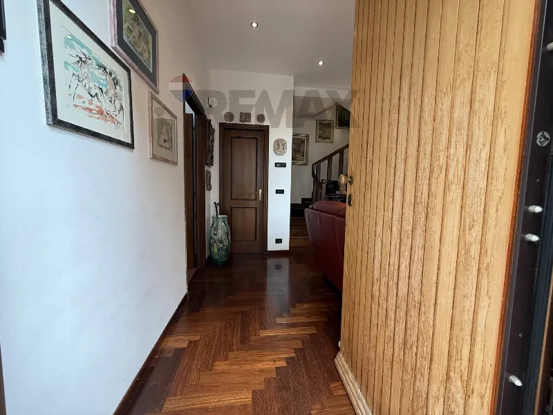 Casa Indipendente in vendita a Savona, Oltreletimbro, Santa Rita - foto 1