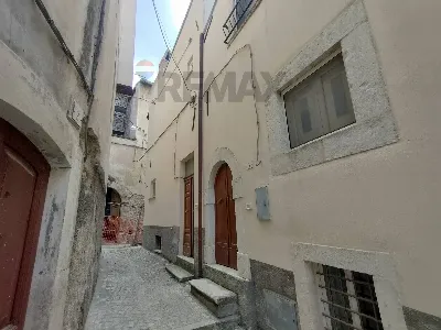 Casa Indipendente in vendita a Ofena - foto 1
