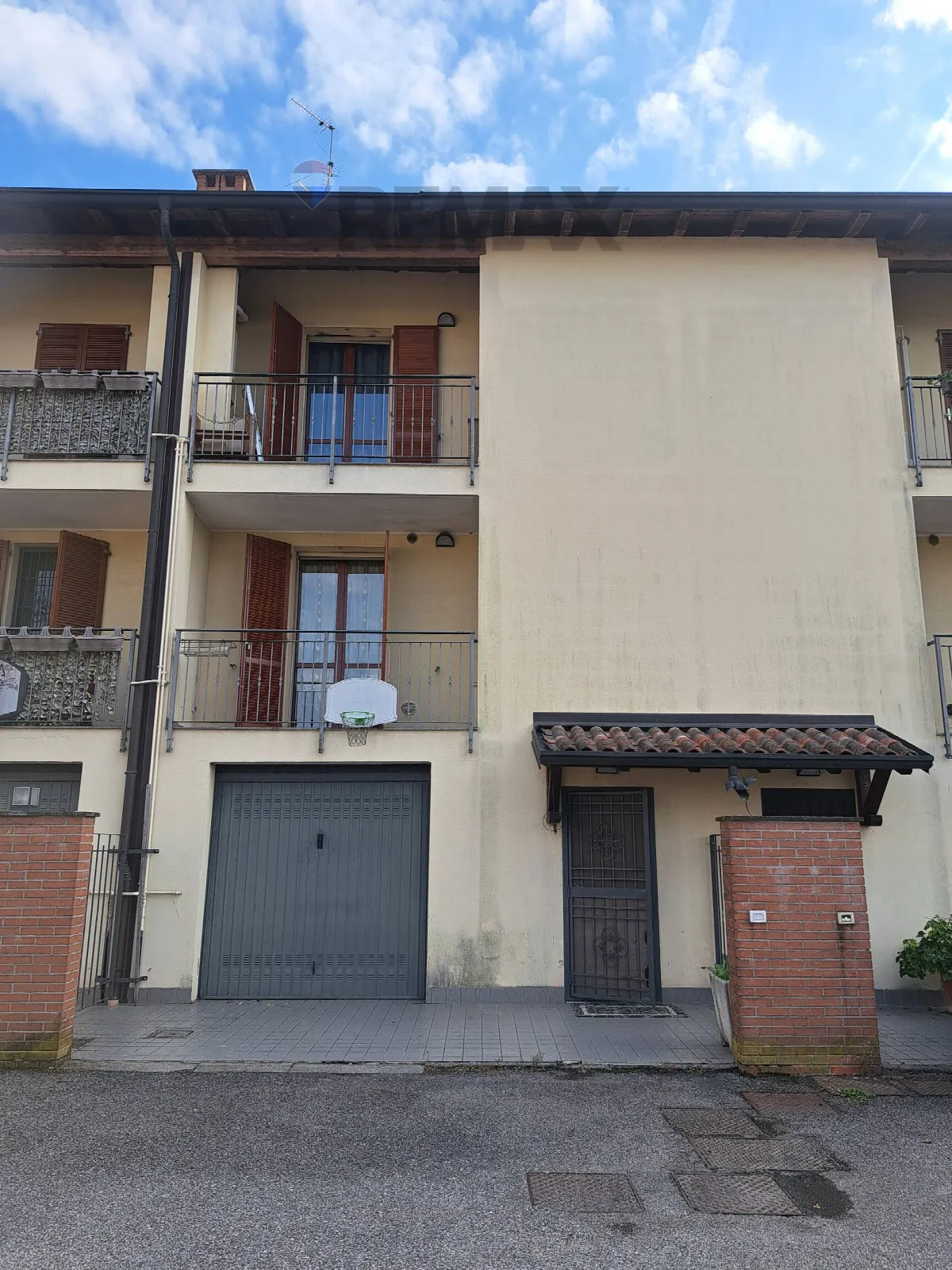 Villa in vendita a Vernate - foto 2