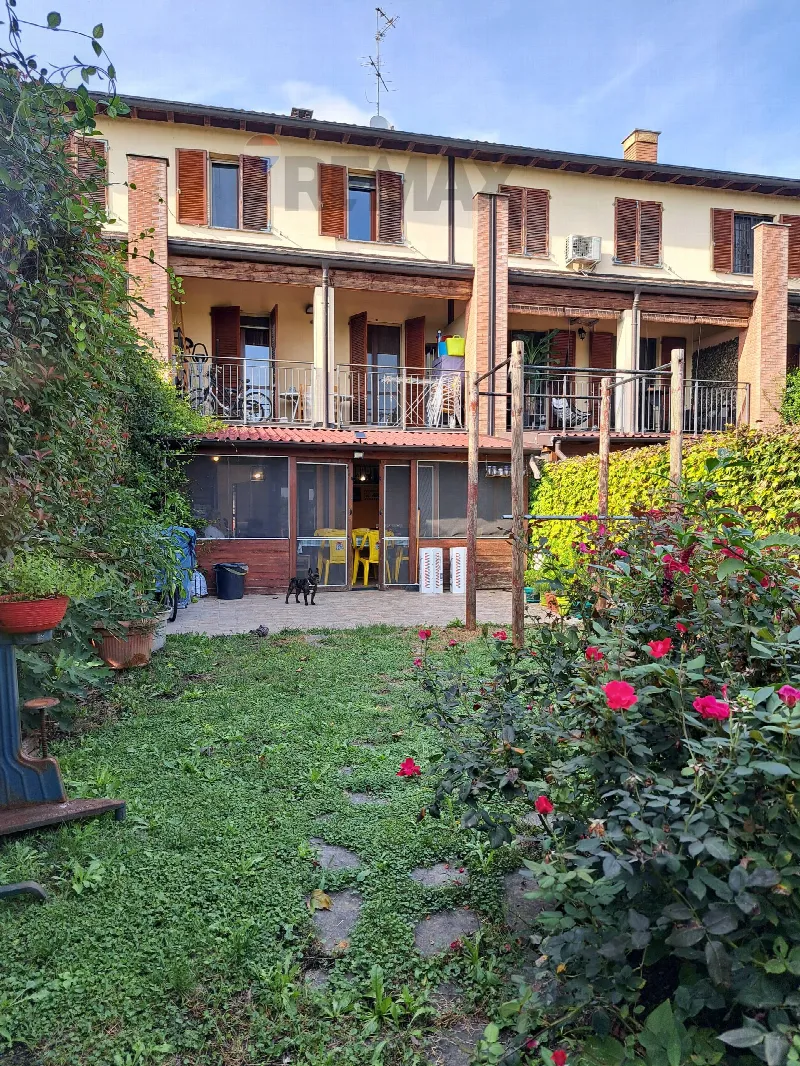 Villa in vendita a Vernate - foto 1