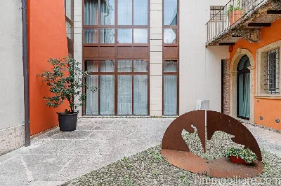 Appartamento in vendita a Verona, Centro - foto 2