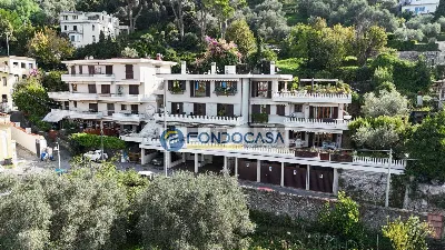 Appartamento in vendita a Massa, Centro, T... - foto 1