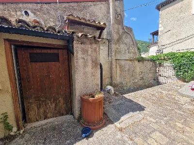 Casa Indipendente in vendita a Villalago - foto 3