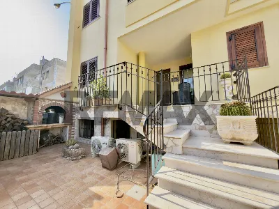 Villa in vendita a Torre Santa Susanna - foto 2