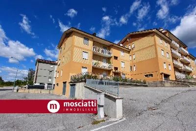 Appartamento a Castelraimondo