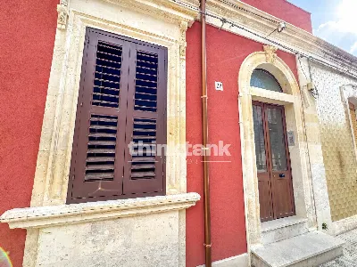 Casa Indipendente in vendita a Canicattini... - foto 1
