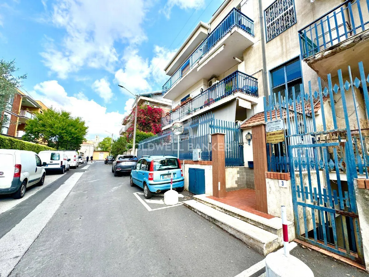 Ufficio in vendita a Sant'Agata li Battiati - foto 2
