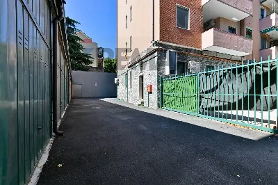 Palazzo/Stabile in vendita a Milano, Affor... - foto 3