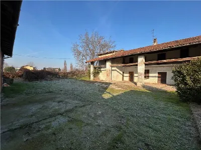 Rustico/Casale in vendita a Chiari - foto 1