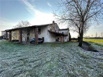 Rustico/Casale in vendita a Chiari - foto 2