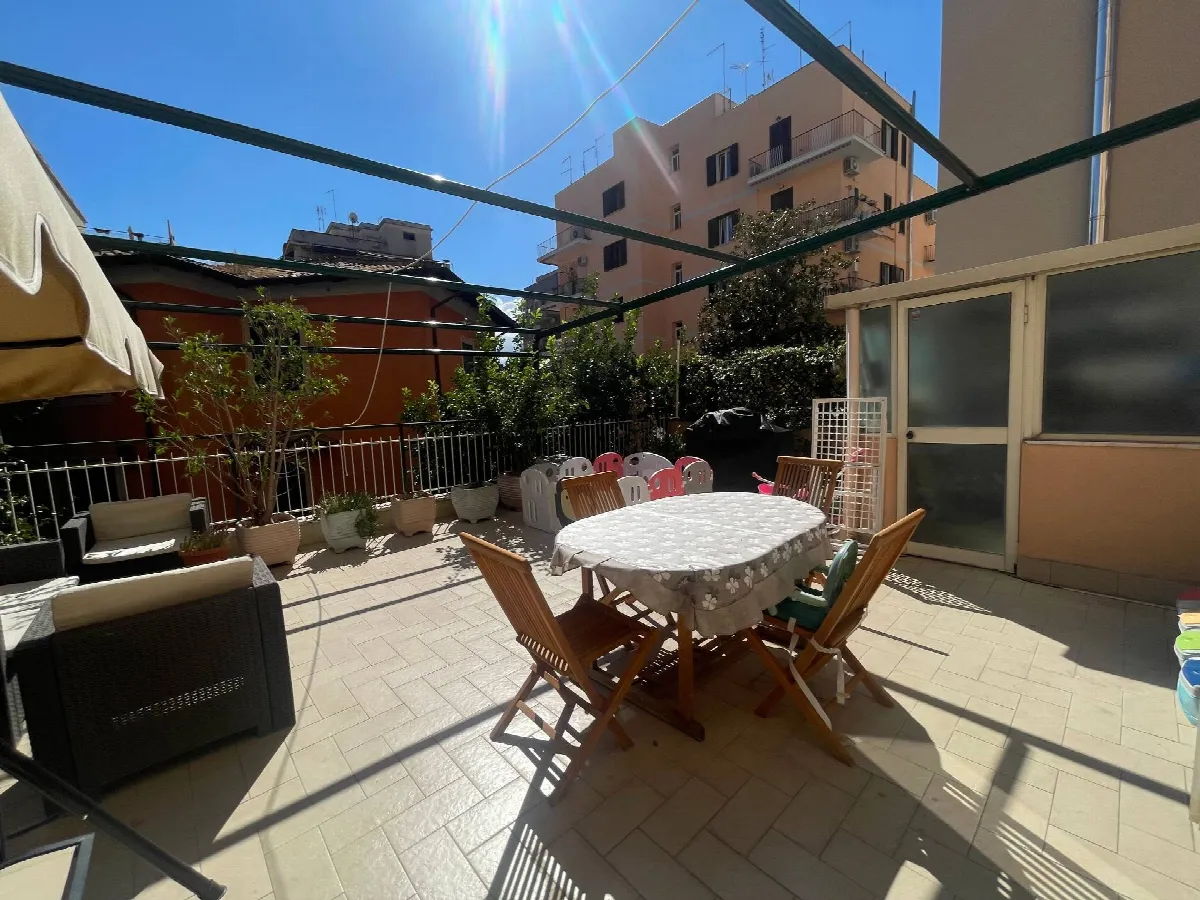 Appartamento in vendita a Roma, Appio Latino, Colli Albani - foto 2