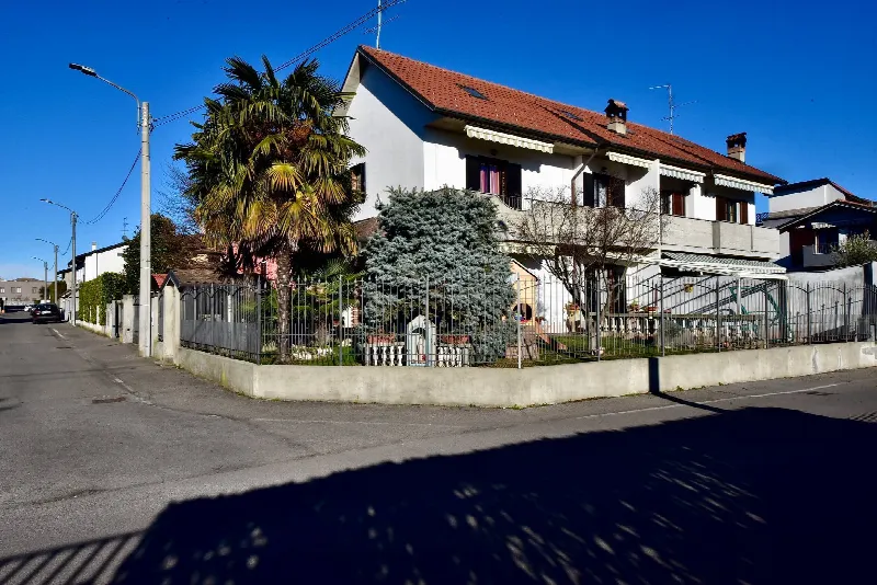 Villa in vendita a Seveso - foto 1
