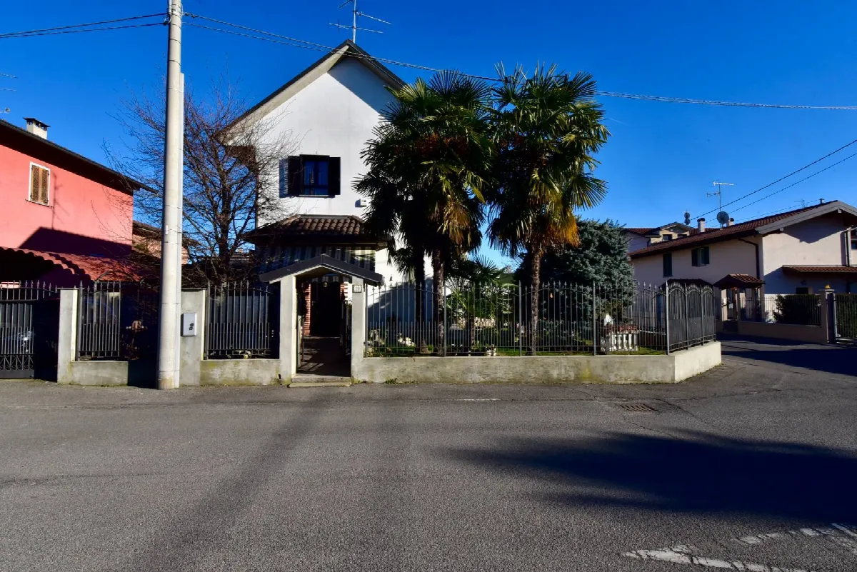 Villa in vendita a Seveso - foto 2
