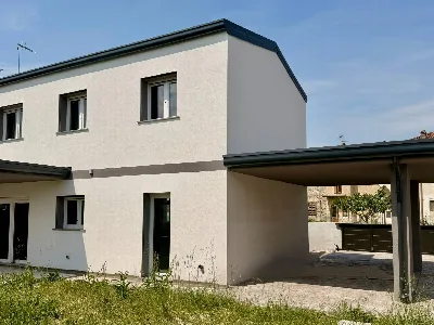 Villa a Ronchi dei Legionari