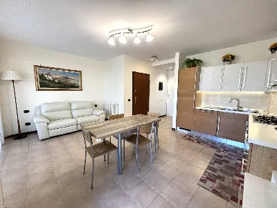 Appartamento in vendita a Varese, Centro, ... - foto 3