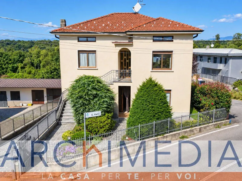 Villa in vendita a Mornago - foto 1