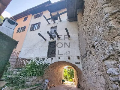 Rustico/Casale in vendita a Terragnolo - foto 1