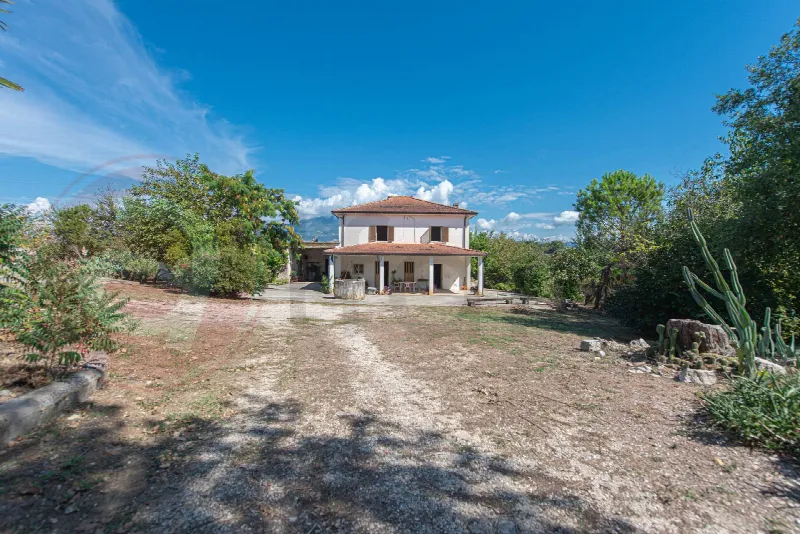 Rustico/Casale in vendita a Pontecorvo - foto 1