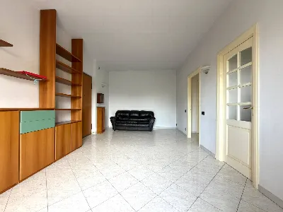 Appartamento in vendita a Alessandria, Cri... - foto 2