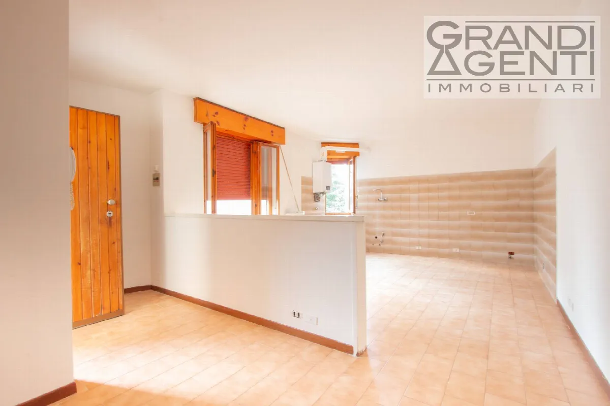 Appartamento in vendita a Verona, Santa Lucia, Golosine, Zona Fiera - foto 2