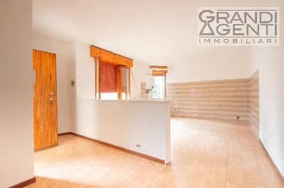 Appartamento in vendita a Verona, Santa lu... - foto 2