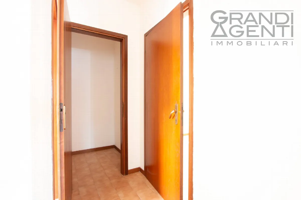 Appartamento in vendita a Verona, Santa Lucia, Golosine, Zona Fiera - foto 5