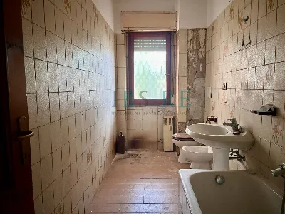 Appartamento in vendita a Roma, Eur, torri... - foto 9