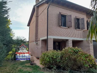 Casa Indipendente in vendita a Sala Bologn... - foto 1