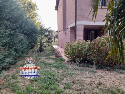 Casa Indipendente in vendita a Sala Bologn... - foto 2