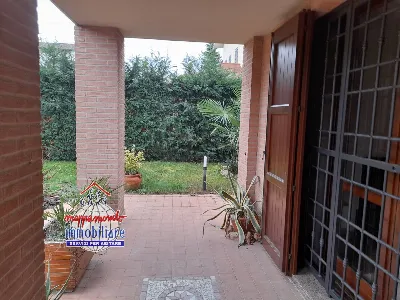 Casa Indipendente in vendita a Sala Bologn... - foto 3