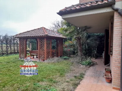 Casa Indipendente in vendita a Sala Bologn... - foto 4