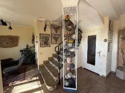 Villa in vendita a Barasso - foto 5