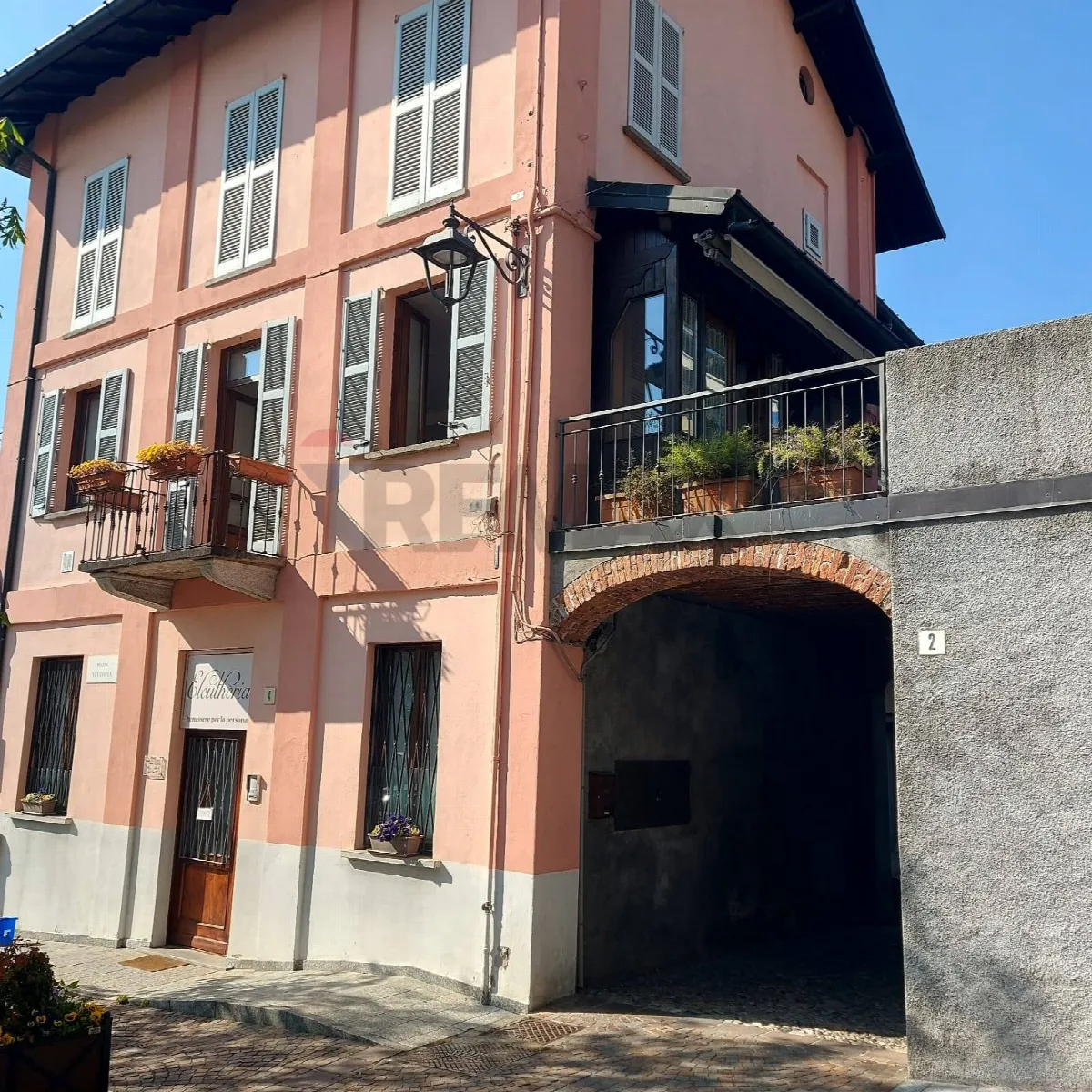 Appartamento in vendita a Gemonio - foto 2