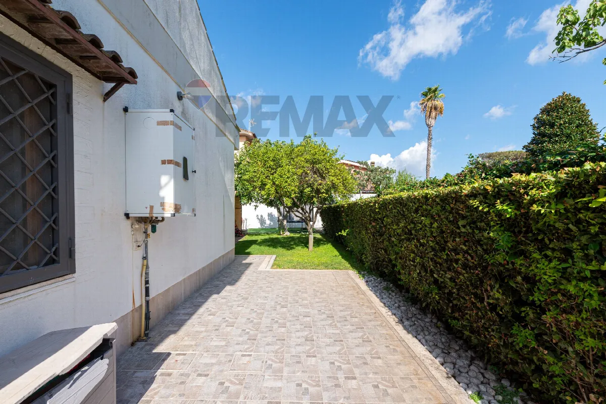 Casa Indipendente in vendita a Roma, Axa, Casal Palocco, Infernetto - foto 4
