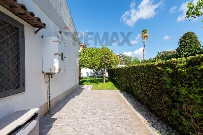 Casa Indipendente in vendita a Roma, Axa, ... - foto 4
