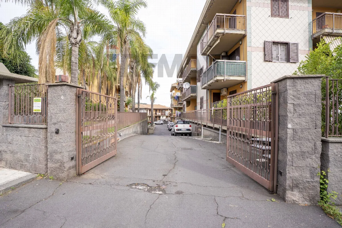 Appartamento in vendita ad Aci Catena - foto 3