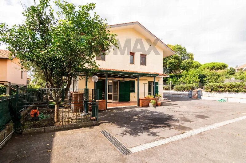 Villa in vendita a Pedara - foto 1
