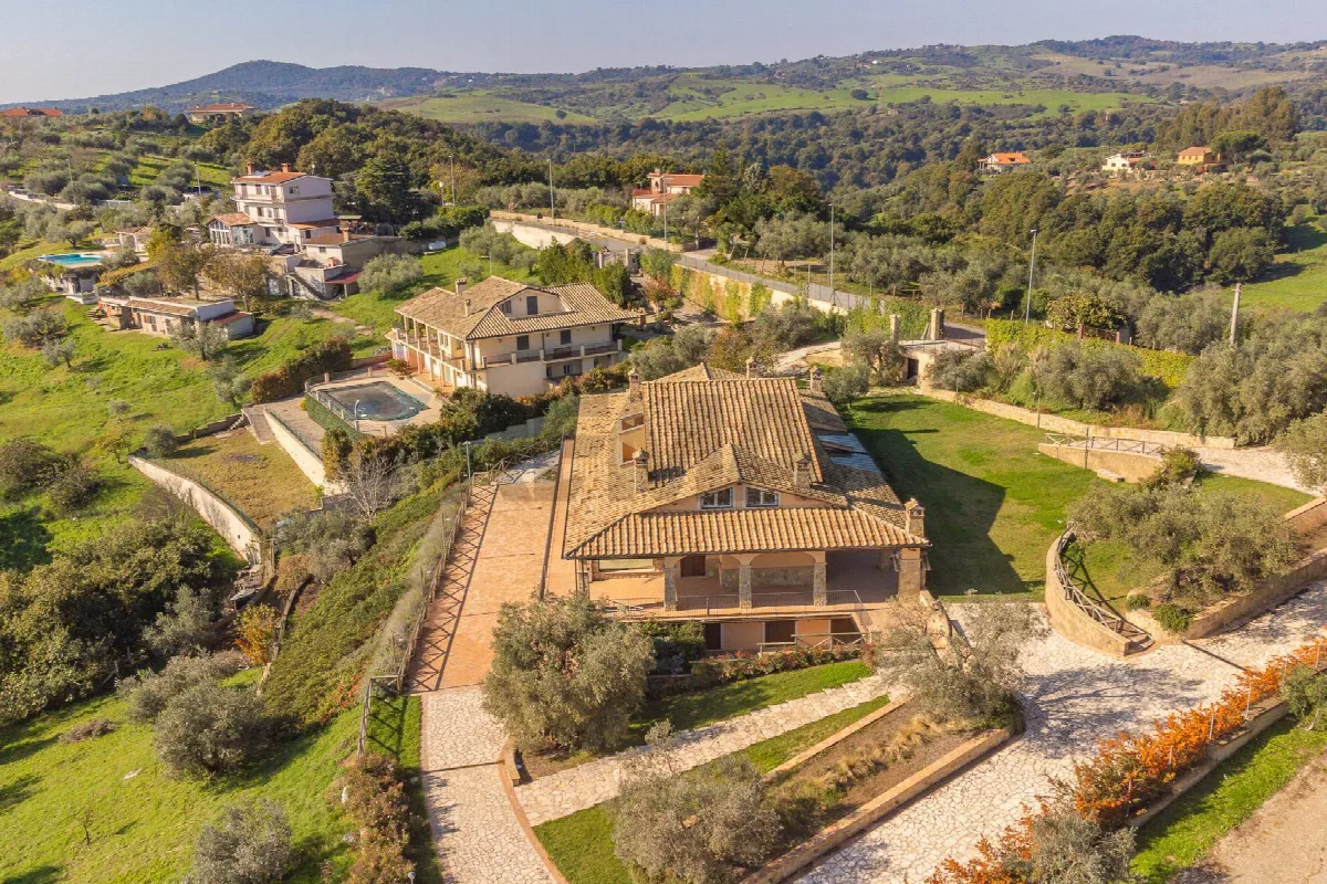 Villa in vendita a Castelnuovo di Porto - foto 4