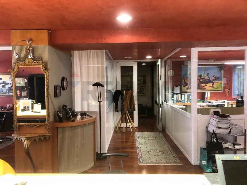 Ufficio in vendita a Perugia, Semicentro, Stazione, Madonna Alta, Prepo - foto 1