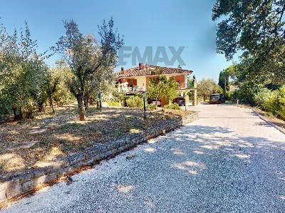 Villa in vendita a Perugia, Semicentro, st... - foto 1