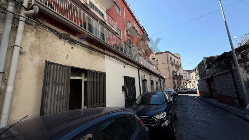 Casa Indipendente in vendita a Catania, Province, Picanello - foto 1