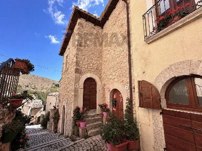 Appartamento a Santo Stefano di Sessanio