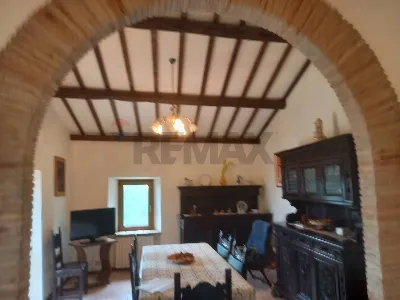Rustico/Casale in vendita a Cingoli - foto 8