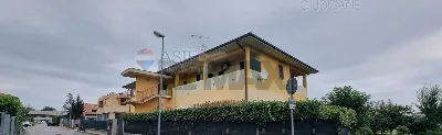 Casa Indipendente in vendita a Borgo Ticin... - foto 1